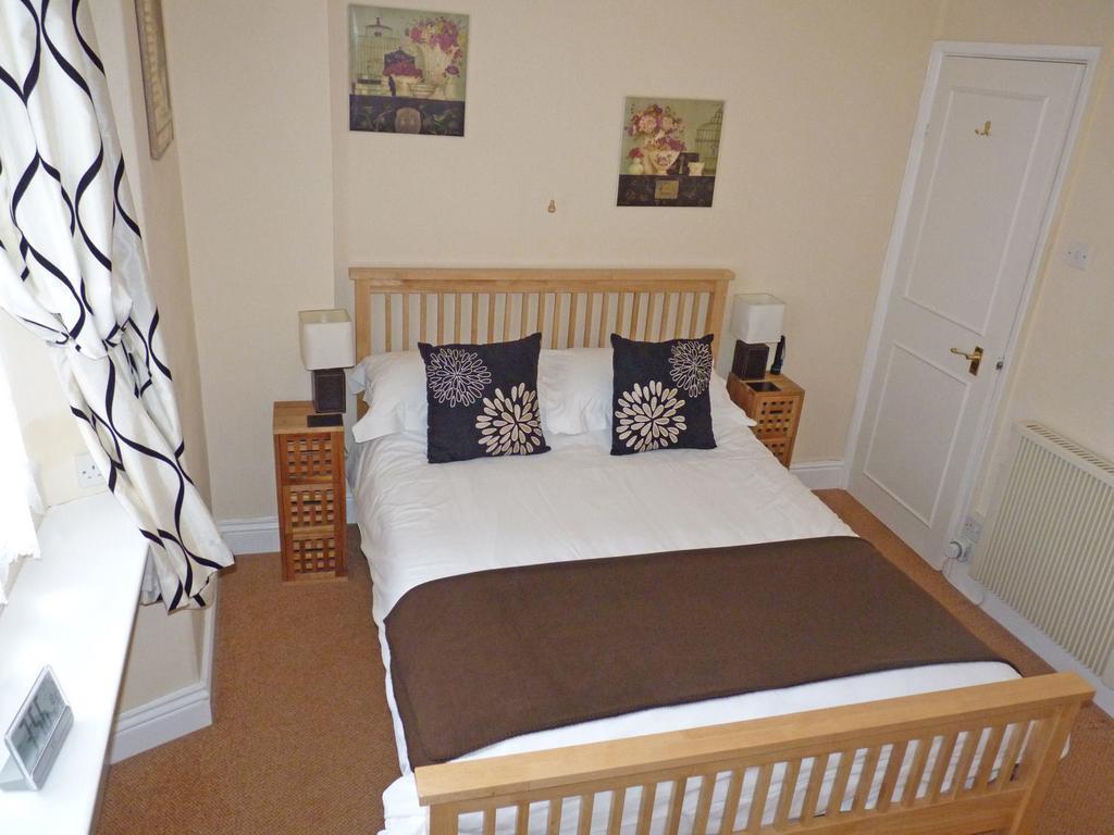 Town Mills Bed & Breakfast Dulverton Cameră foto