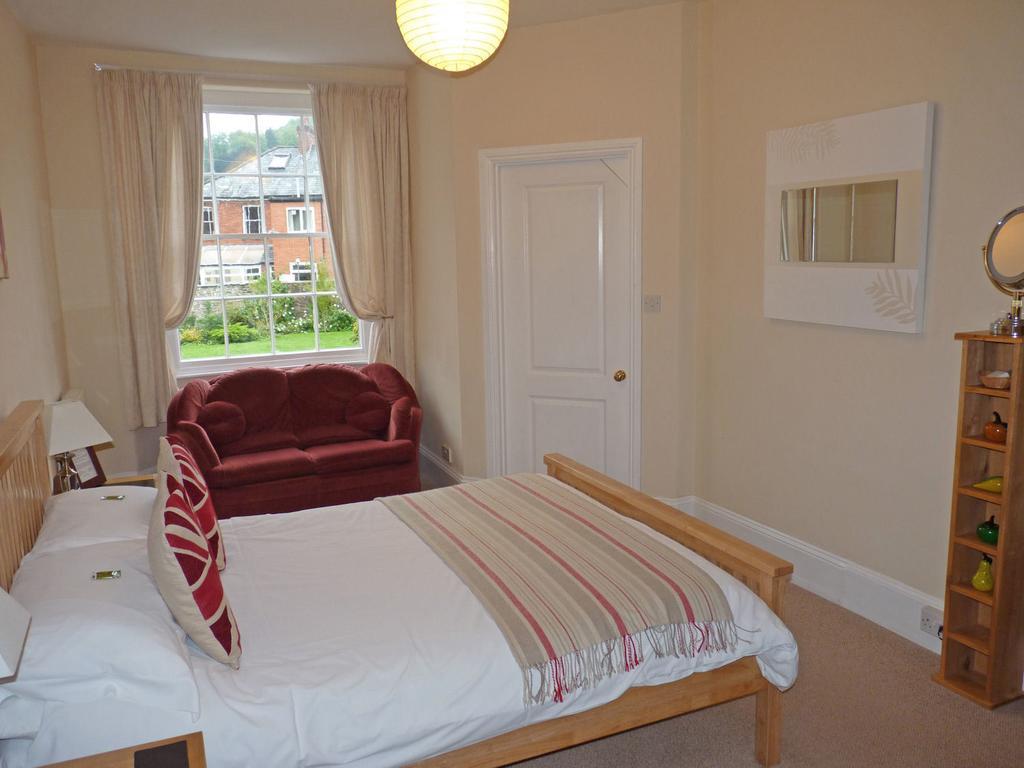 Town Mills Bed & Breakfast Dulverton Cameră foto